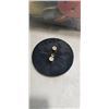 Image 3 : TOTE OF SANDING AND POLISHING DISCS