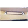 Image 1 : 2 GRAB ASSIST WALL BARS