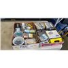 Image 1 : 2 TRAYS OF ASSORTED SHOP HARDWARE