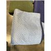Image 4 : 5 MOVING BLANKETS