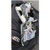 Image 2 : HOCKEY BAG WITH SKATES AND GEAR
