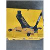 Image 3 : AS NEW DEWALT LOW PROFILE FLOOR JACK WITH 3 TON LIFTING CAPACITY