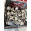 Image 2 : 2 CRATES  OF ALUMINUM FENCING SHINS, TOPPERS, ETC