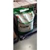 Image 1 : 19.8 KG BAG SCOTTS TURF BUILDER LAWN FOOD