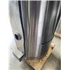 Image 3 : STAINLESS COMMERCIAL CAR VACUUM