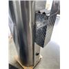 Image 5 : STAINLESS COMMERCIAL CAR VACUUM