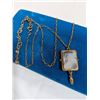 Image 1 : VINTAGE GOLD TONE W/ LACE AGATE STONE PENDANT AND CHAIN NECKLACE