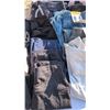 Image 8 : LOT OF NEW WOMEN'S CLOTHING SIZE SMALL APPROX 30PCS