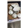 Image 2 : 2 TRAYS OF ASSORTED EASTERN PORCELAIN SERVING ITEMS AND LIDDED JARS ETC