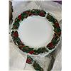 Image 3 : 8 PC SETTING KOPPIN FINEST PORCELAIN CHRISTMASS DINNERWARE