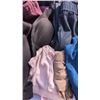 Image 4 : LOT OF NEW WOMEN'S CLOTHING SIZE M