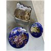 Image 1 : 2 CLOISSONE STYLE BOWLS AND SQAURE PORCELAIN SERVING BOWL