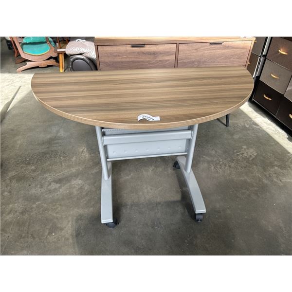 48 INCH FOLDING HALF TABLE / WORKSTATION
