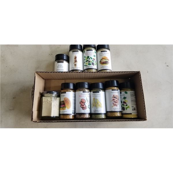 TRAY OF 10 NEW ASSORTED EPICURE SPICES AND SEASONINGS