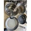 Image 3 : ASSORTED COOK WARE AND BAKING DISH WITH LID