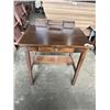 Image 1 : SOLID WOOD WRITING DESK WITH GALLERY