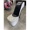 Image 2 : LARGE SHOE CHAIR