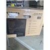Image 3 : TOSHIBA 1.2 CU FT COUNTERTOP MICROWAVE - TESTED WORKING, RETAIL $199