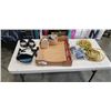 Image 1 : TRAY OF AUTOMOTIVE ITEMS INCLUDING EXTENSION MIRROR, WIRING KIT, FOG LIGHTS, BREAK LIGHT, EXTENSION 