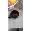 Image 4 : AS NEW VANCASSO 6 PIECE COFFEE MUG SET AND FRUIT BOWL WITH LID