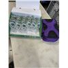 Image 1 : 21 BOTTLE HAND SANITIZER GEL. 70 ML PER BOTTLE, AND PACKING CUBES