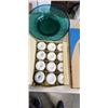 Image 2 : 2 KEYBOARDS AND PORCELAIN MUGS, BOWL ETC
