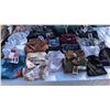 Image 1 : LOT OF NEW WOMEN'S CLOTHING SIZE M