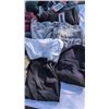 Image 3 : LOT OF NEW WOMEN'S CLOTHING SIZE M