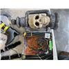 Image 4 : LARGE LOT OF HALLOWEEN DECOR