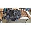 Image 1 : 3 LEATHER JACKETS