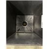 Image 4 : 4 NEW TIERRA VERDE PLASTIC PLANTERS, 12X12X12