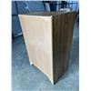 Image 3 : 4 DRAWER WOOD DRESSER