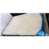 Image 1 : QUENSIZE SEALY POSTUREPEDIC EURO TOP MATTRESS