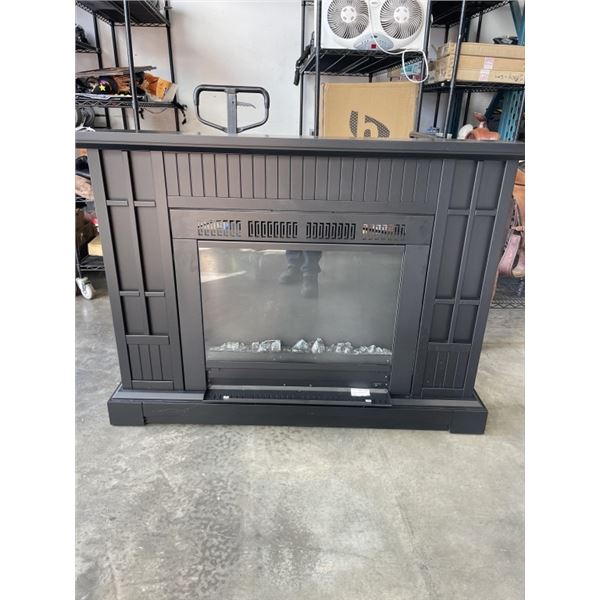 BLACK ELECTRIC FIREPLACE MANTEL