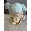 Image 3 : STAR WARS MANDALORIAN BABY YODA PLUSHIE