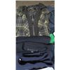 Image 5 : LOT OF NEW MEN'S CLOTHING SIZE MEDIUM APPROX 15 PCS