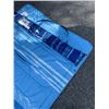 Image 2 : NEW TOMMY BAHAMA UMBRELLA AND BELOW ZERO CAMPING BLANKET