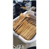Image 5 : LAUNDRY BASKET WITH WOODEN & PLASTIC HANGERS