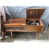 Image 2 : MCM KORONETTE UNIVERSAL STEREO RECORD PLAYER