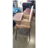 Image 3 : RETRO KIDS HIGH CHAIR