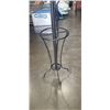 Image 2 : FREESTANDING METAL COAT RACK WITH UMBRELLA/CANE STAND