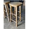 Image 3 : 3 WOODEN BAR STOOLS