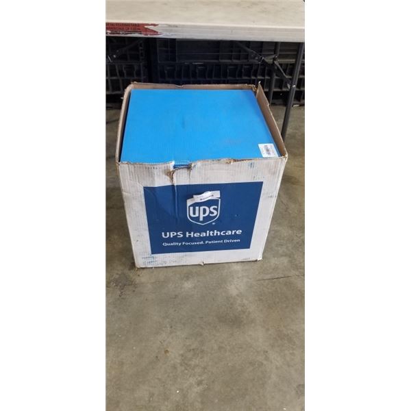 CRYOPAK INSULATED COOLER BOX FOR SHIPPING