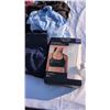 Image 2 : LOT OF NEW WOMEN'S CLOTHING SIZE XSMALL APPROX 15