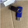 Image 4 : 10 FOLDING USB FLASH DRIVES