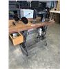 Image 3 : VINTAGE SINGER COMMERCIAL SEWING MACHINE 1950'S MADE IN CANADA , SERVICED AND WORKING