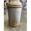 Image 4 : ANTIQUE 10 GALLON MILK JUG