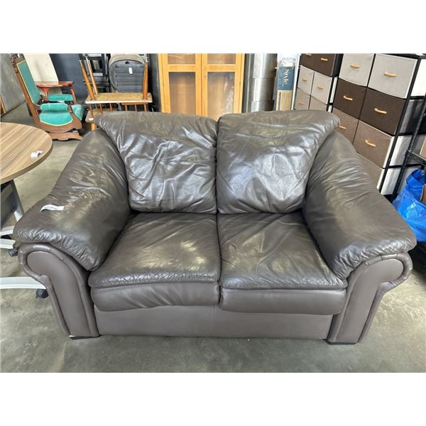 BROWN LEATHER LOVESEAT, NO RIPS OR TEARS