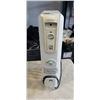 Image 1 : OIL HEATER