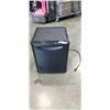 Image 1 : DANBY RETRO BAR FRIDGE, WORKING